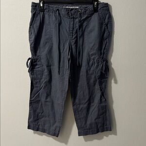 Old Navy Women's Navy Cargo Bermudas